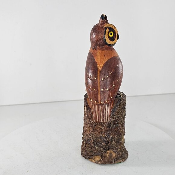 Hand-Carved Wooden Owl Figurine On Tree Stump Detailed Folk Art Vintage Bird - Picture 3 of 9